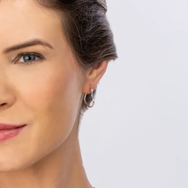 Brinco Prata Argola Coração Liso Pequeno