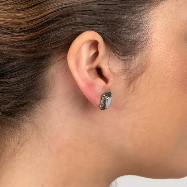 Brinco Prata Envelhecido Marcassita E Madreperola Retangular