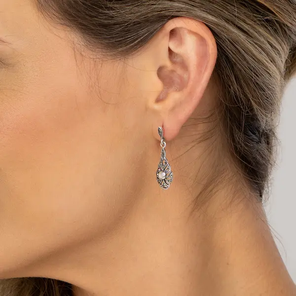 Brinco  Prata Envelhecido  Marcassitas  Com Madrepérola