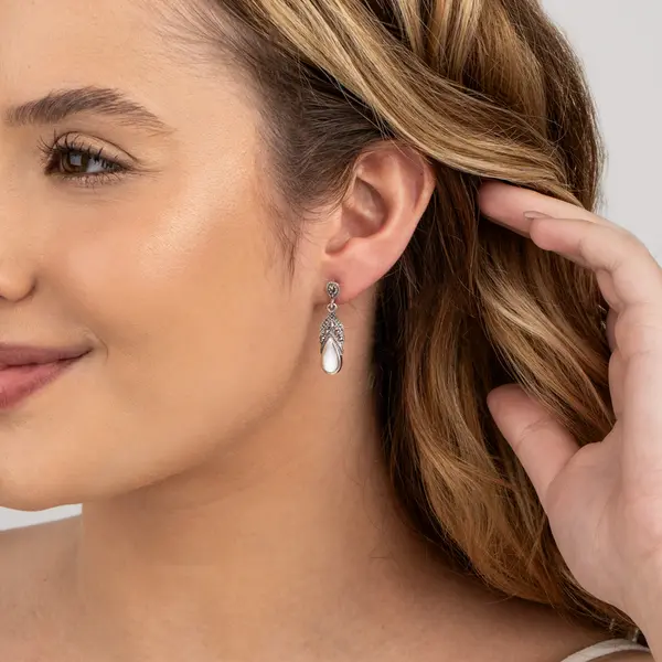 Brinco  Prata Envelhecido  Marcassitas Gota Com  Madrepérola