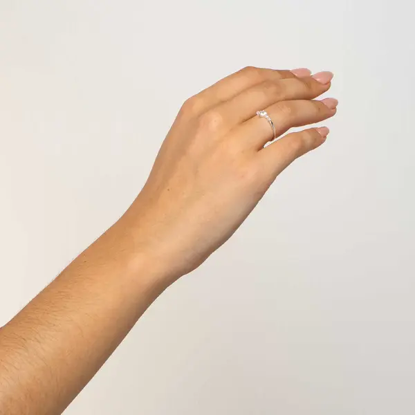 Anel  Prata Coração Com Zircônias