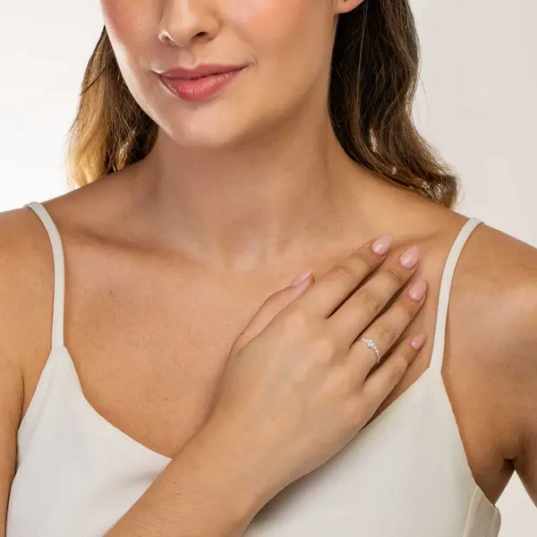 Anel  Prata Coração Com Zircônias