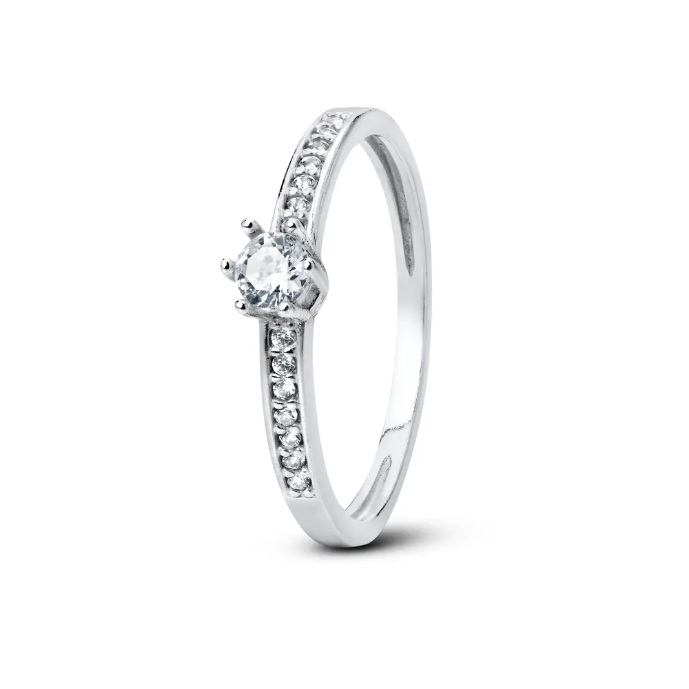 Anel  Prata Com Zircônias