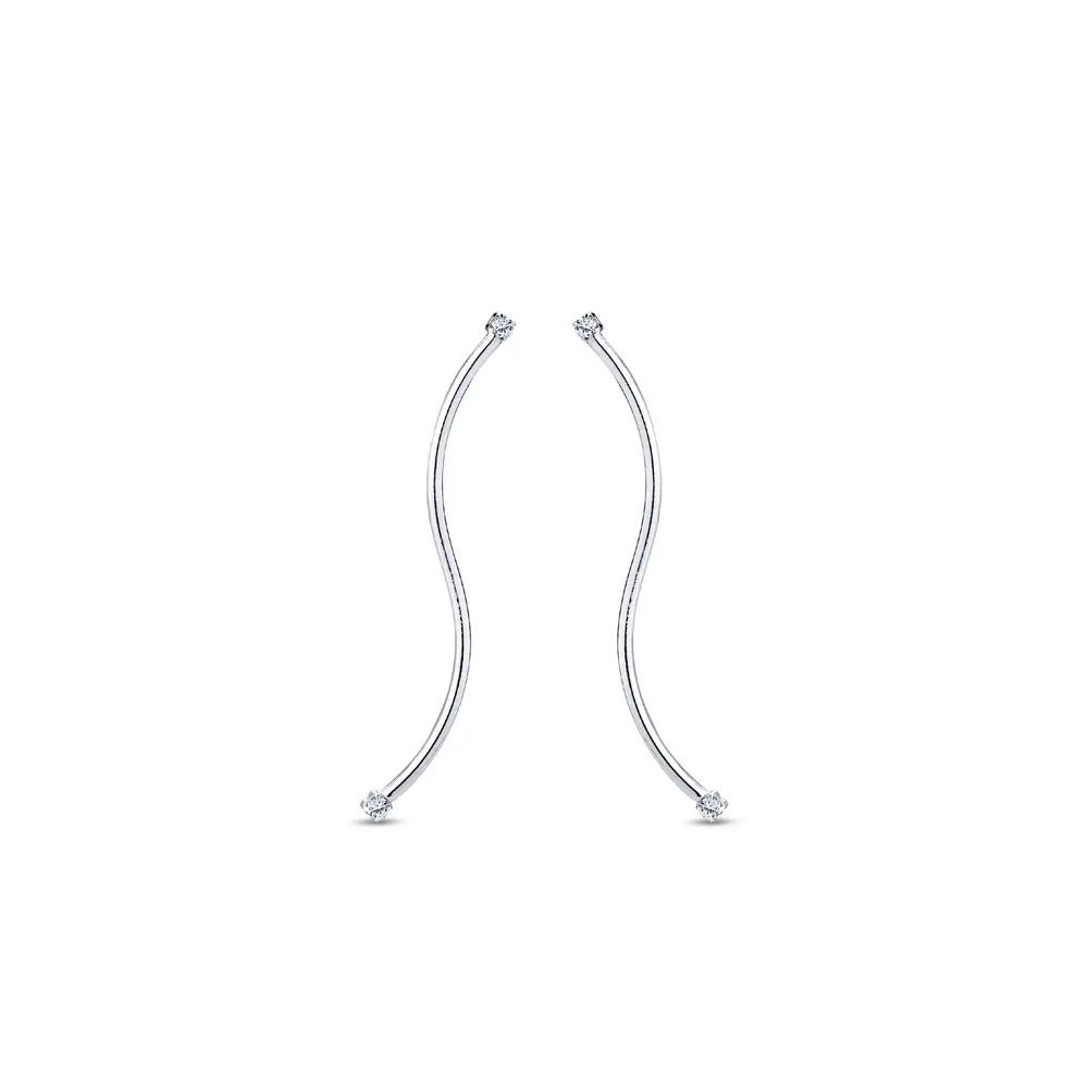 Brinco Prata Leve Liso Curvado Liso Com Uma Zircônia Nas Pontas