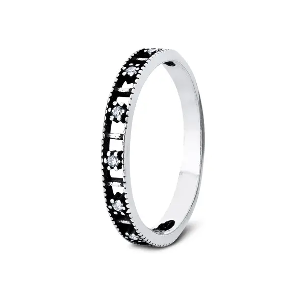 Anel Prata Envelhecido Com Zircônias