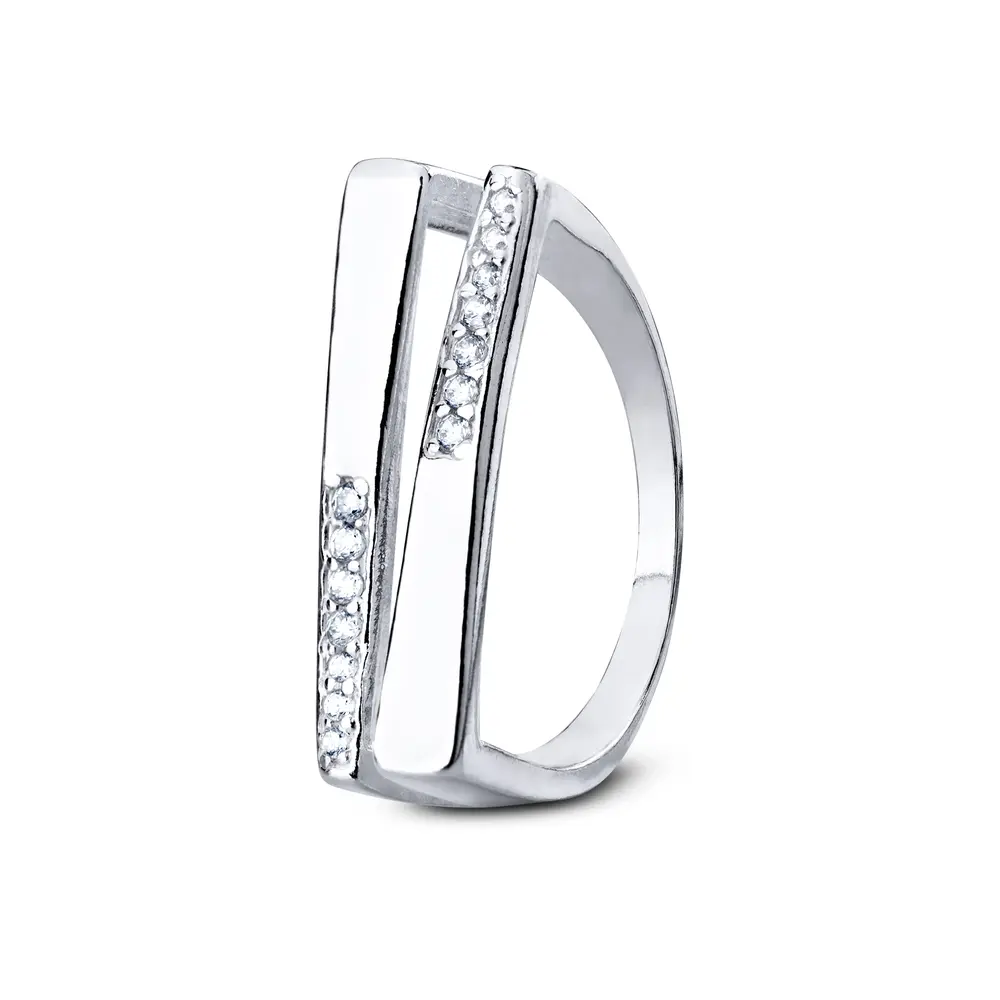 Anel  Prata Liso Com Zircônias