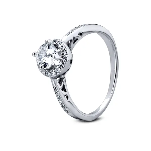 Anel Prata Rodinado Zircônia Redonda E Outras Zircônias Em Volta