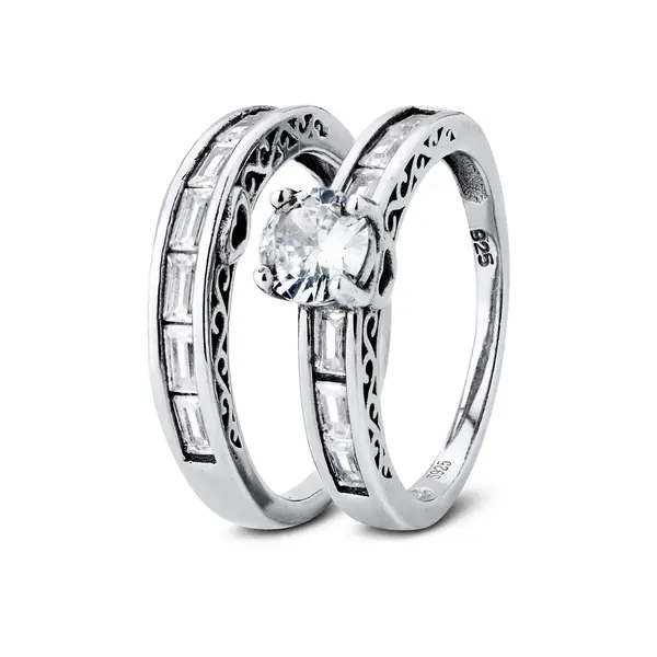 Anel Prata Rodinada  Com Zircônias