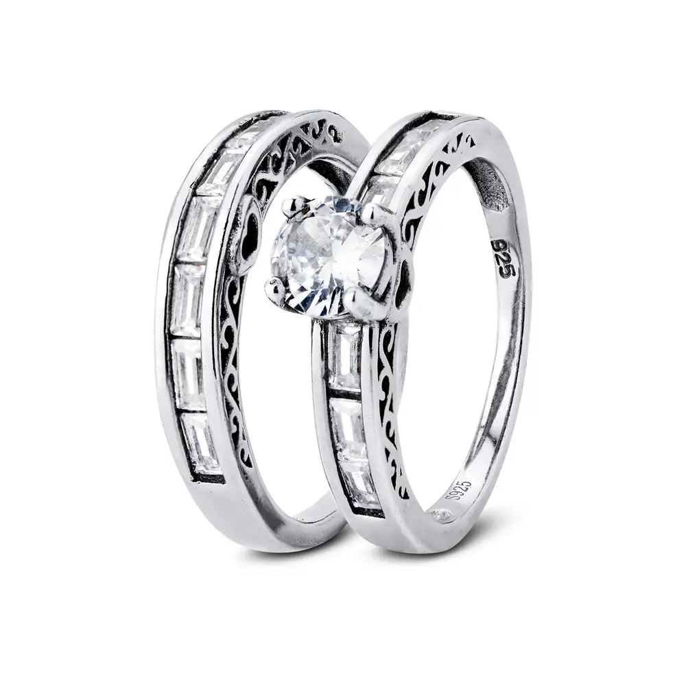 Anel Prata Rodinada  Com Zircônias