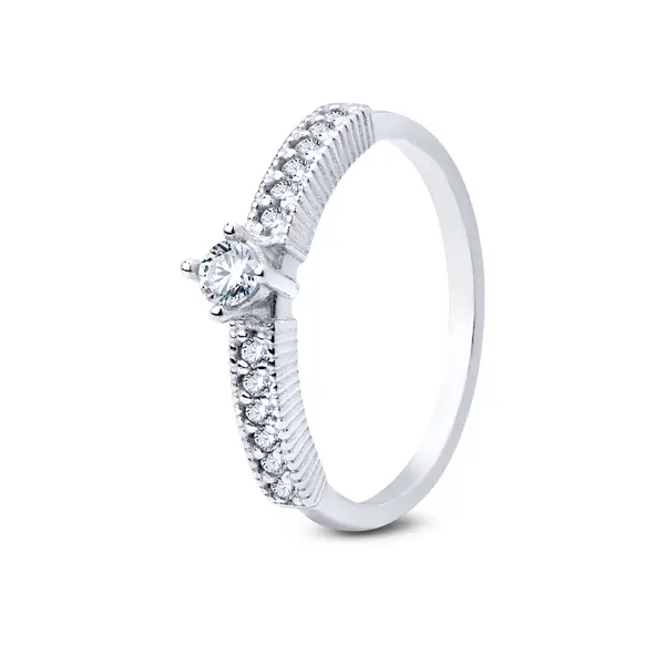 Anel Prata Solitário Cravejado com Zircônias