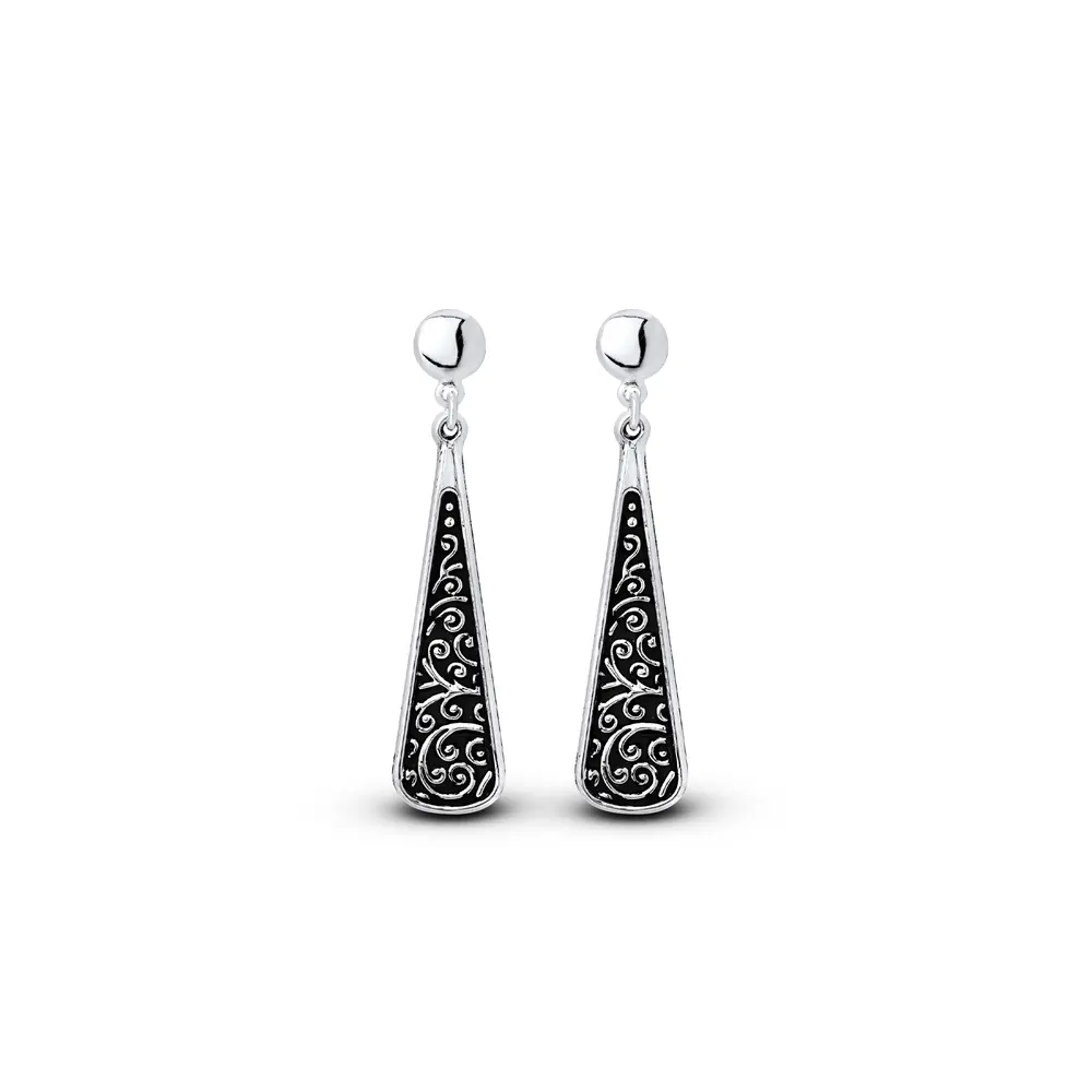 Brinco Prata Envelhecido Detalhado