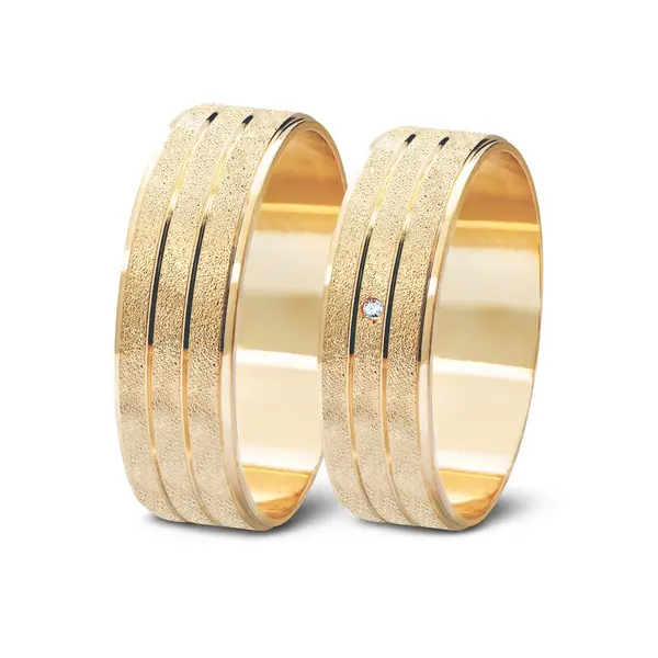 Par de Alianças De Compromisso Desejo com e Sem Brilhante - Ouro 18K