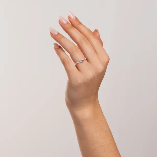 Anel Prata Solitário Coração Central