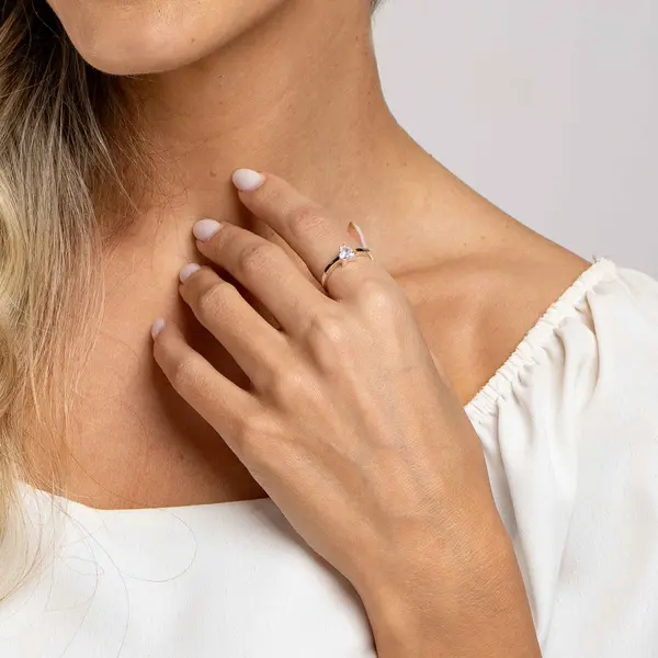 Anel Prata Com Filete Em Ouro 10k Coração Zircônia