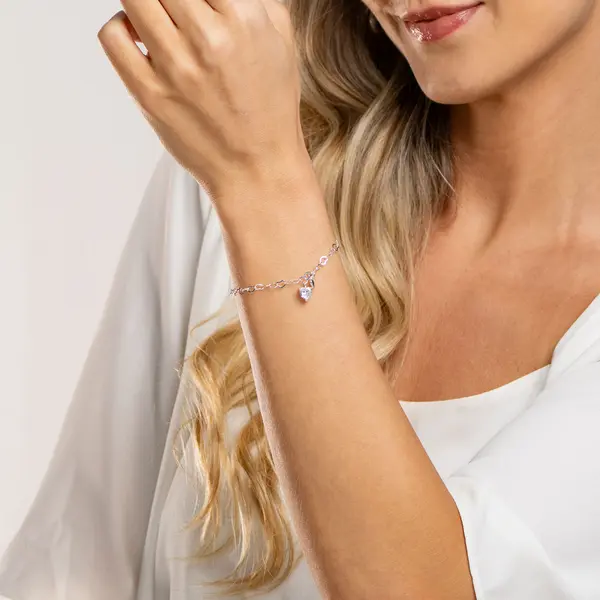 Pulseira Prata Leve Malha Coração e Zircônia