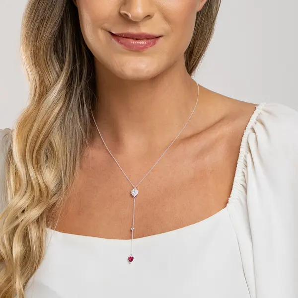 Gargantilha Prata Leve Dois Corações com Zircônias