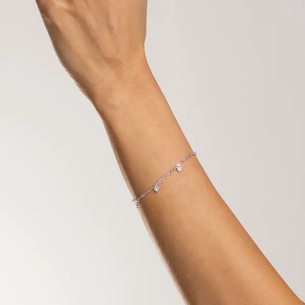 Pulseira Prata Leve Mini Corações em Zircônia