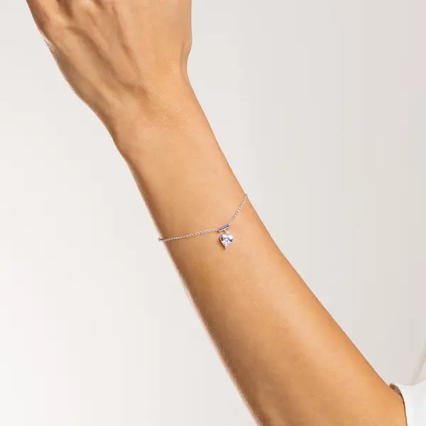 Pulseira Prata Leve Coração em Zircônia