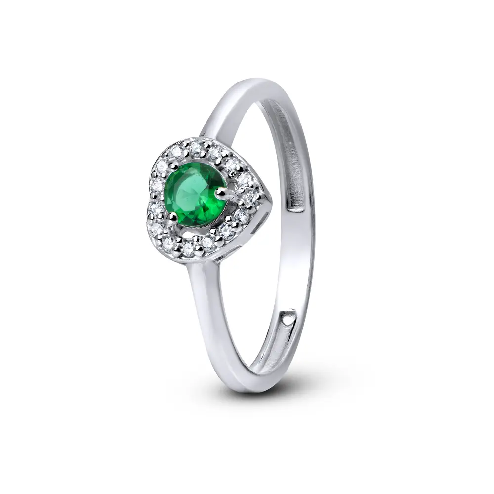 Anel Prata Solitário Coração de Zircônias