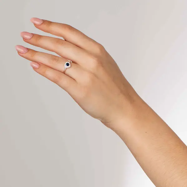 Anel Prata Solitário Coração de Zircônias