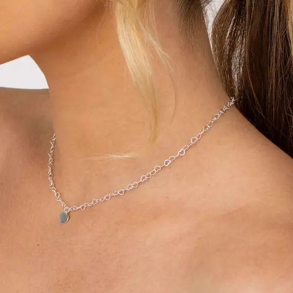 Gargantilha Prata Malha Corações