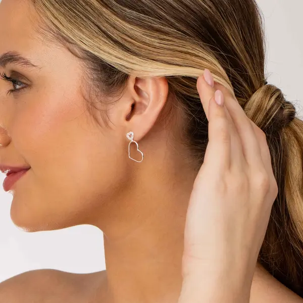 Brinco Prata Corações com Zircônias