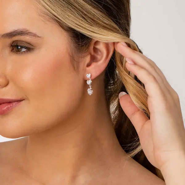 Brinco Prata Leve Bless Coração