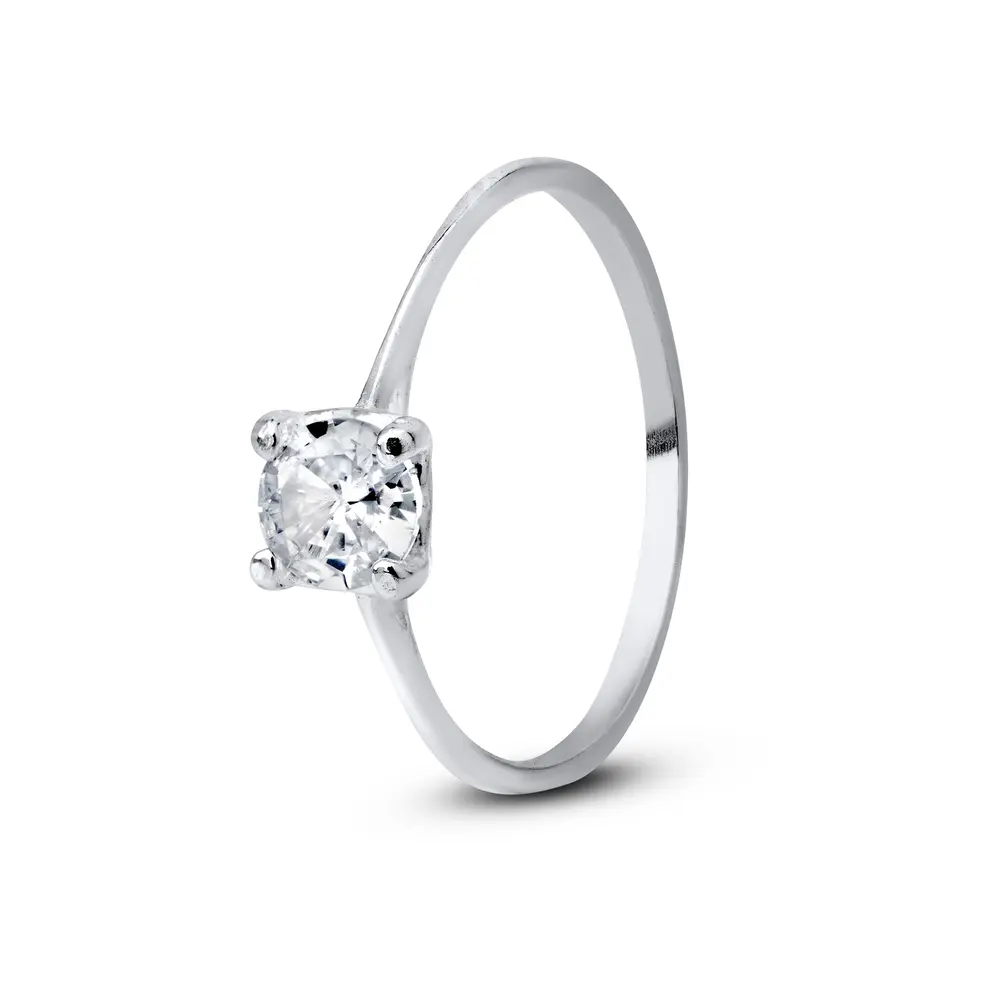 Anel Prata Solitário com Zircônia e Coração na Base