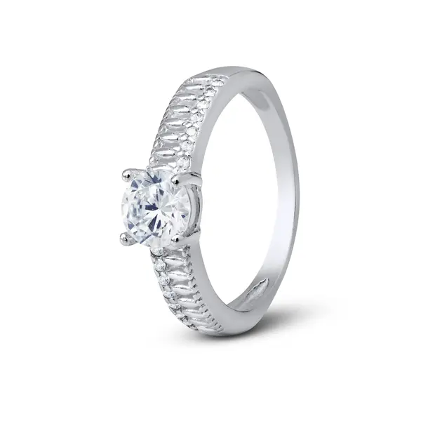 Anel Prata Solitário Cravejado em Zircônias