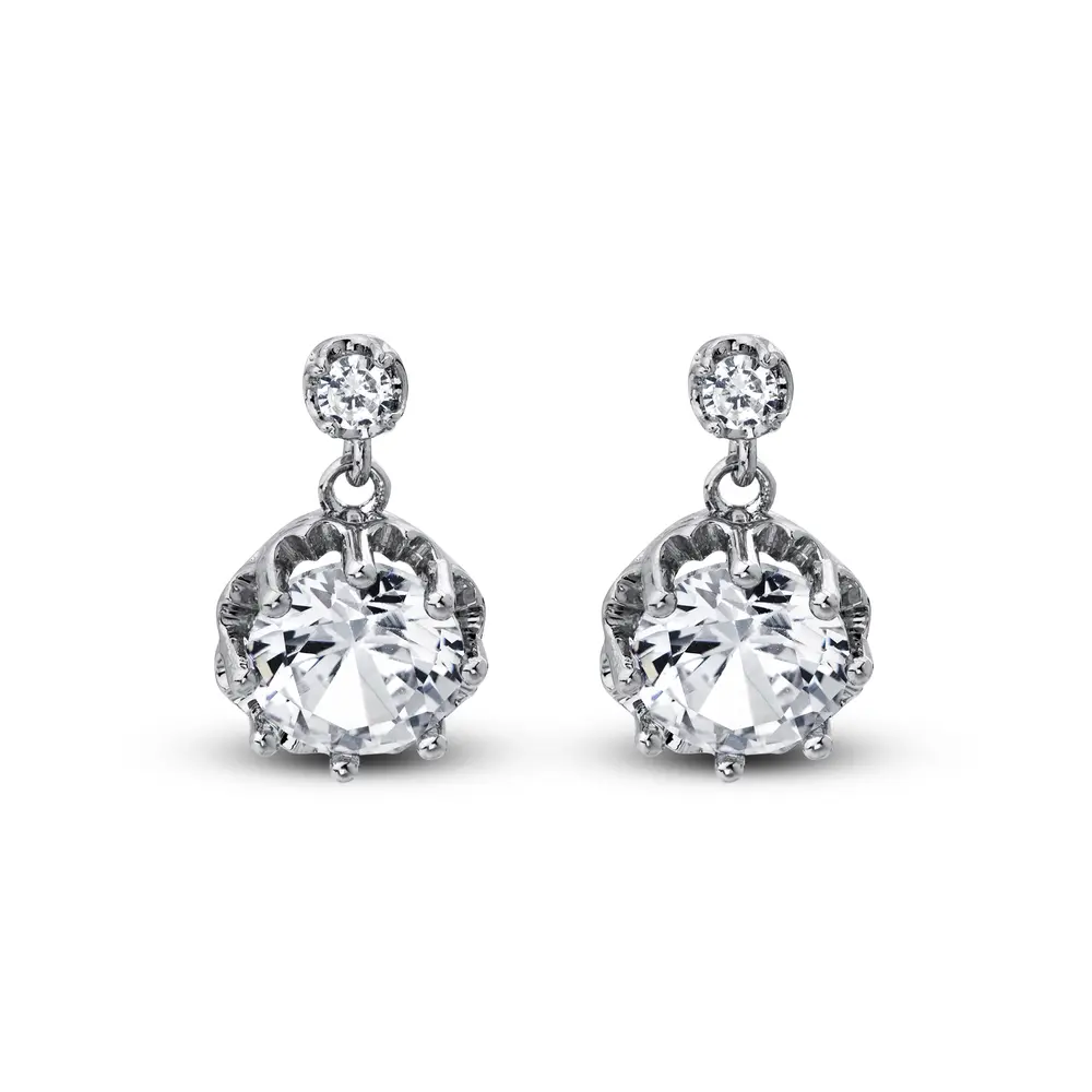 Brinco Banho de Ródio Flor Zircônia Redonda Média