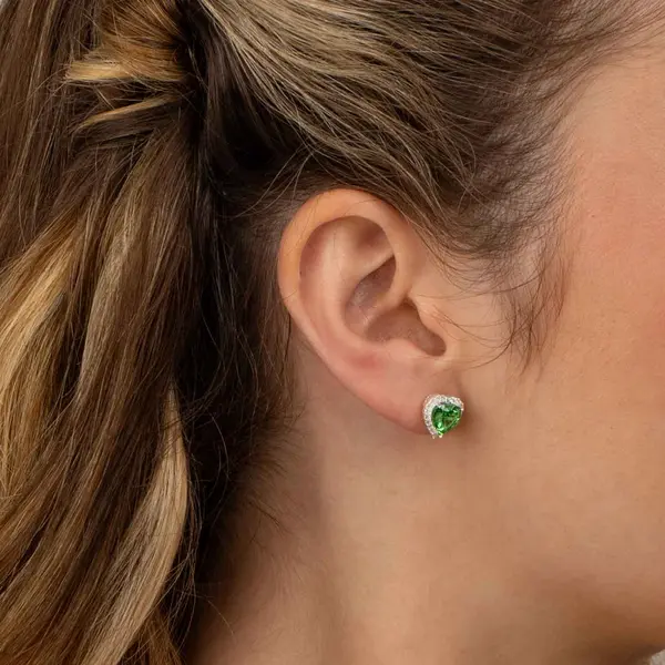 Brinco Prata Coração Cravejado Grande Zircônia Verde