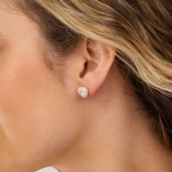 Brinco Prata Coração Cravejado Grande Zircônia Branca