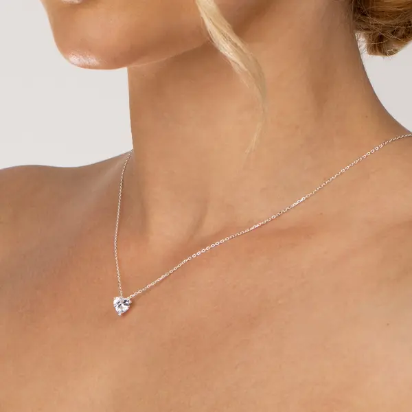 Gargantilha Prata Coração em Zircônias