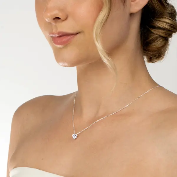 Gargantilha Prata Coração em Zircônias