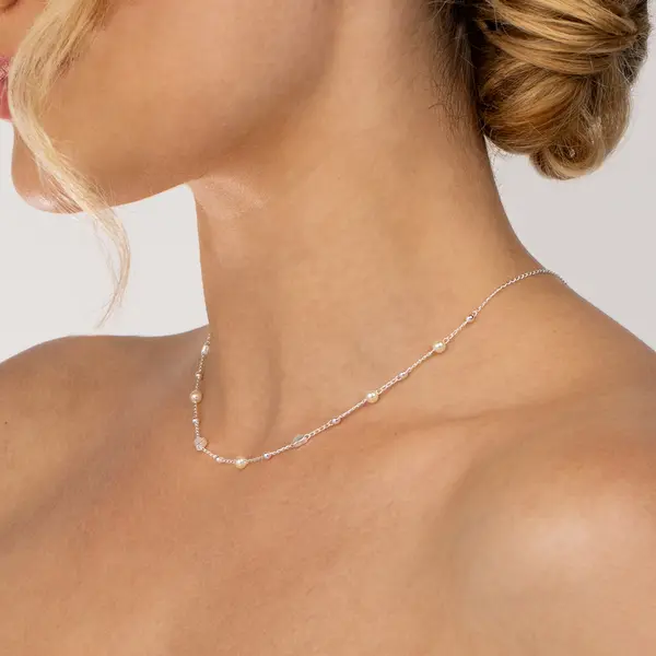 Gargantilha Prata Leve Corações e Pérolas