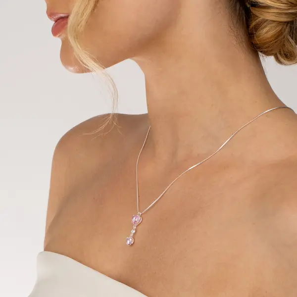 Gargantilha Prata Leve Dois Corações Rosas