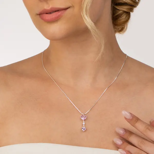 Gargantilha Prata Leve Dois Corações Rosas