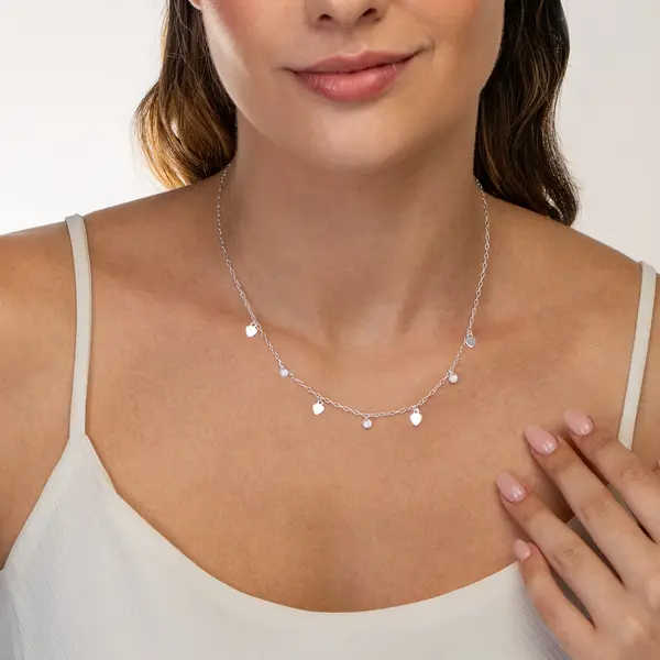 Gargantilha Prata Leve Plaquinhas Coração