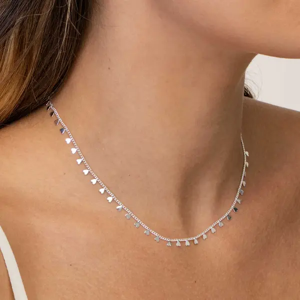 Gargantilha Prata Leve Mini Corações