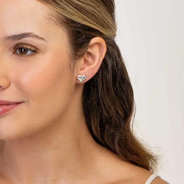Brinco Prata Leve Coração Liso