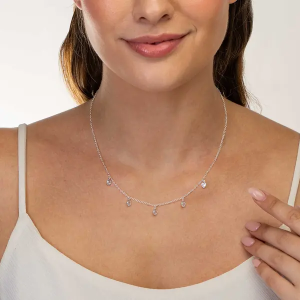 Gargantilha Prata Leve Corações em Zircônias