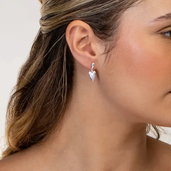 Brinco Prata Leve Coração