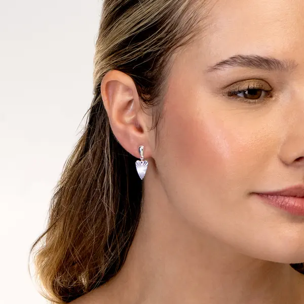 Brinco Prata Leve Coração