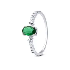 Anel Prata Zircônia Oval Cravejado