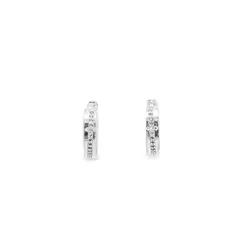 Brinco Prata Leve Argola Click com Zircônias Centrais