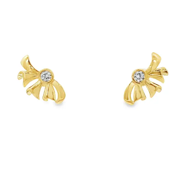 Brinco Folheado a Ouro 18k Meia Flor com Zircônia